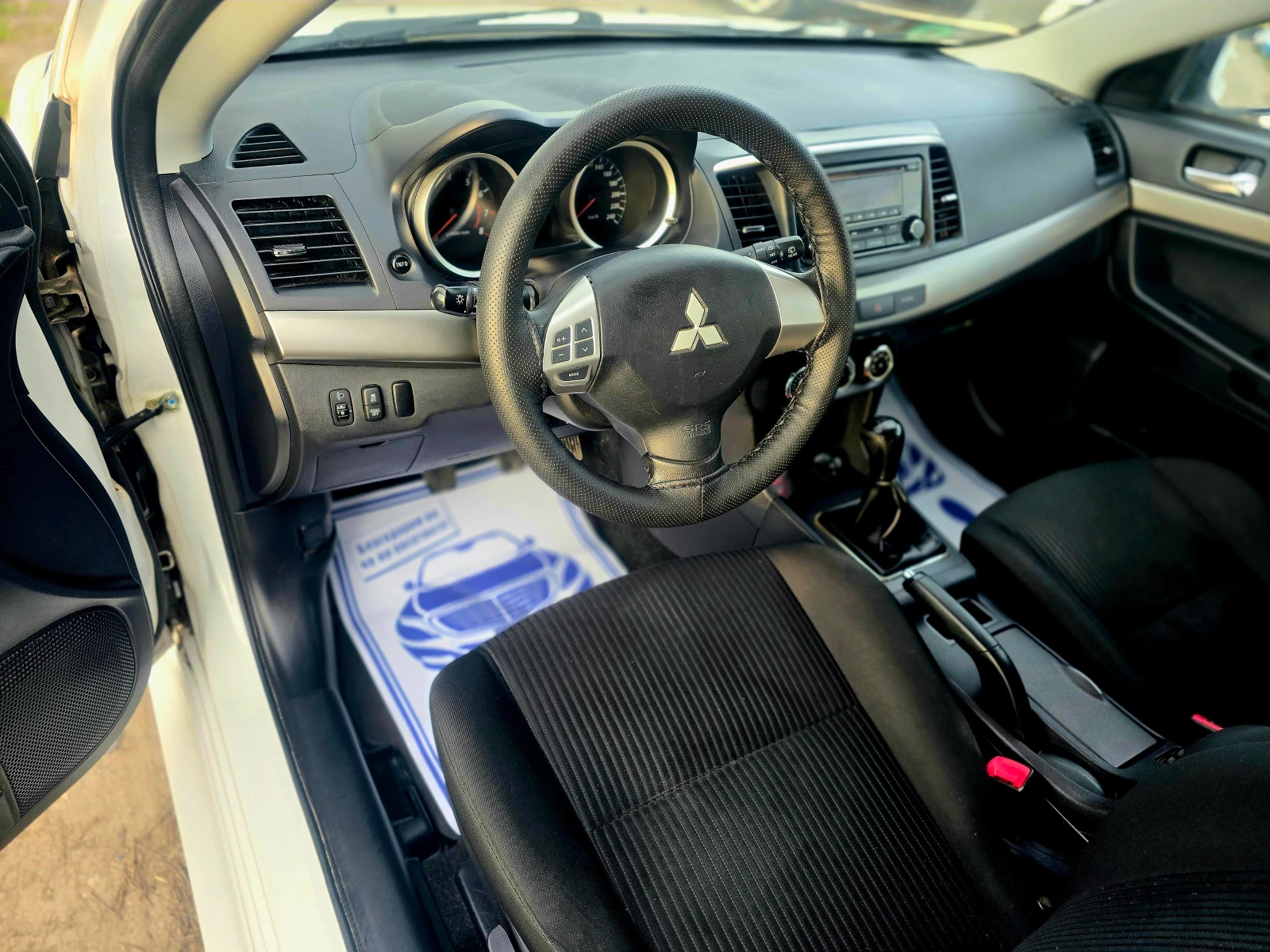 Mitsubishi Lancer УНИКАЛЕН/КЛИМАТРОН/МУЛТИВОЛАН/1.6i - изображение 10