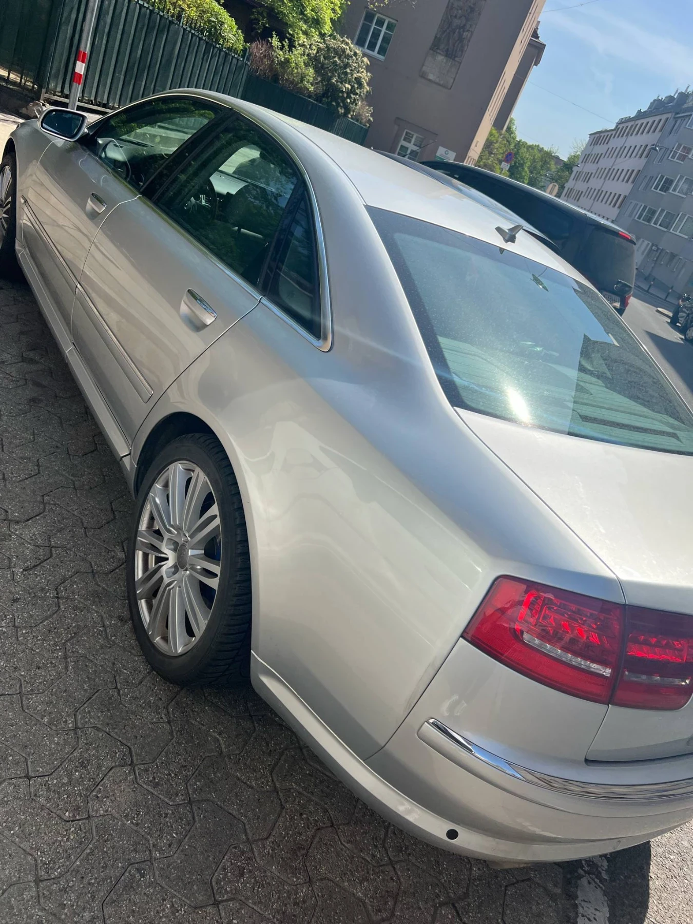 Audi A8 Audi a8 3.7 Benzin - изображение 5
