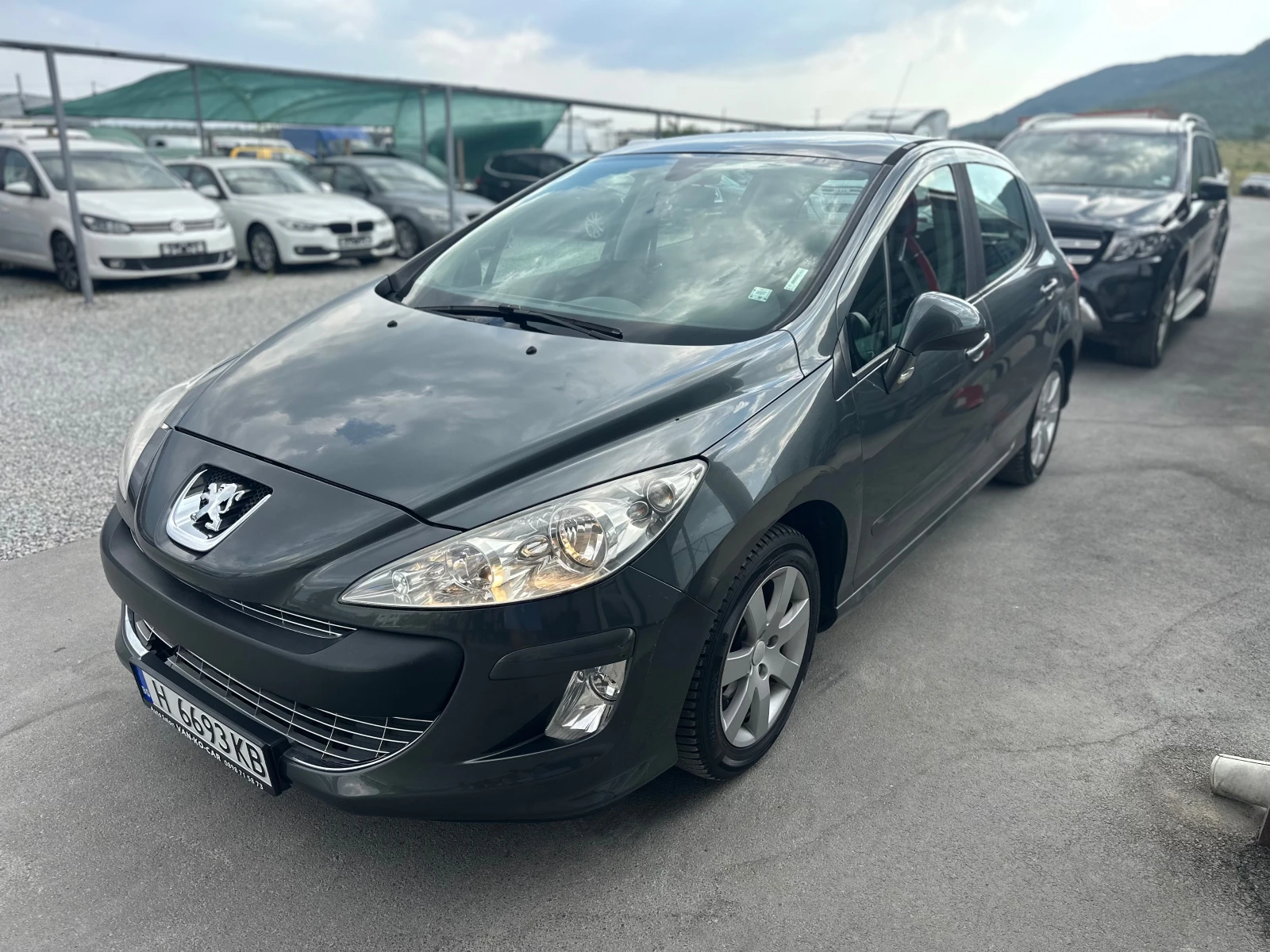 Peugeot 308 1.6i 100кс Нави - изображение 4