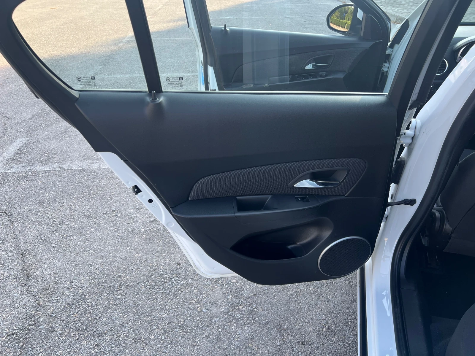 Chevrolet Cruze 1.8I LPG | Mobile.bg — изображение 12