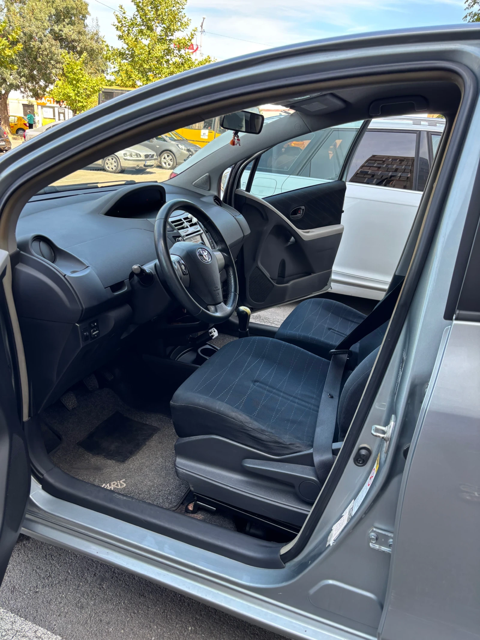 Toyota Yaris  - изображение 7