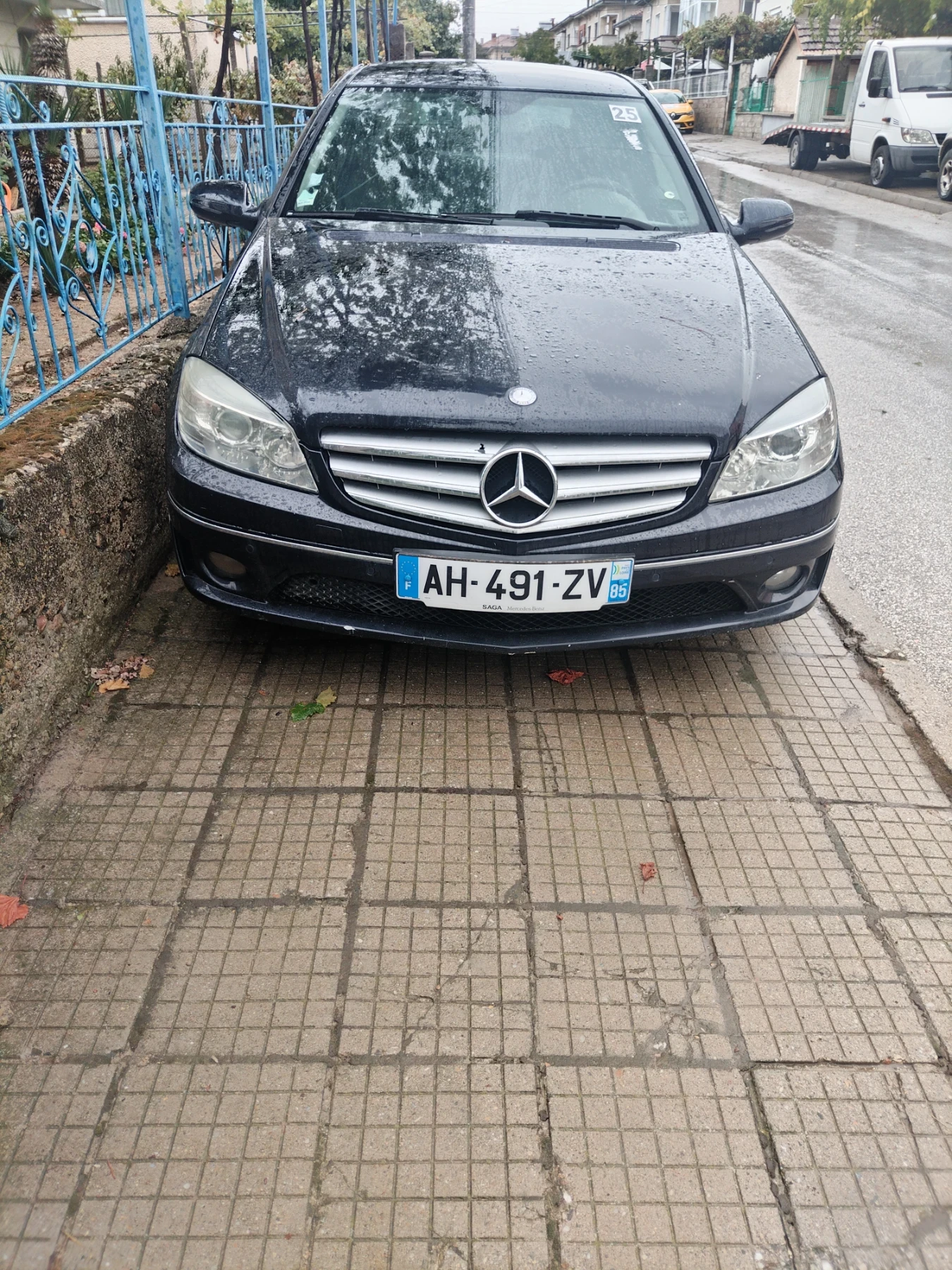 Mercedes-Benz C 200 2.0 ШЕСТ СКОРОСТИ  | Mobile.bg — изображение 1