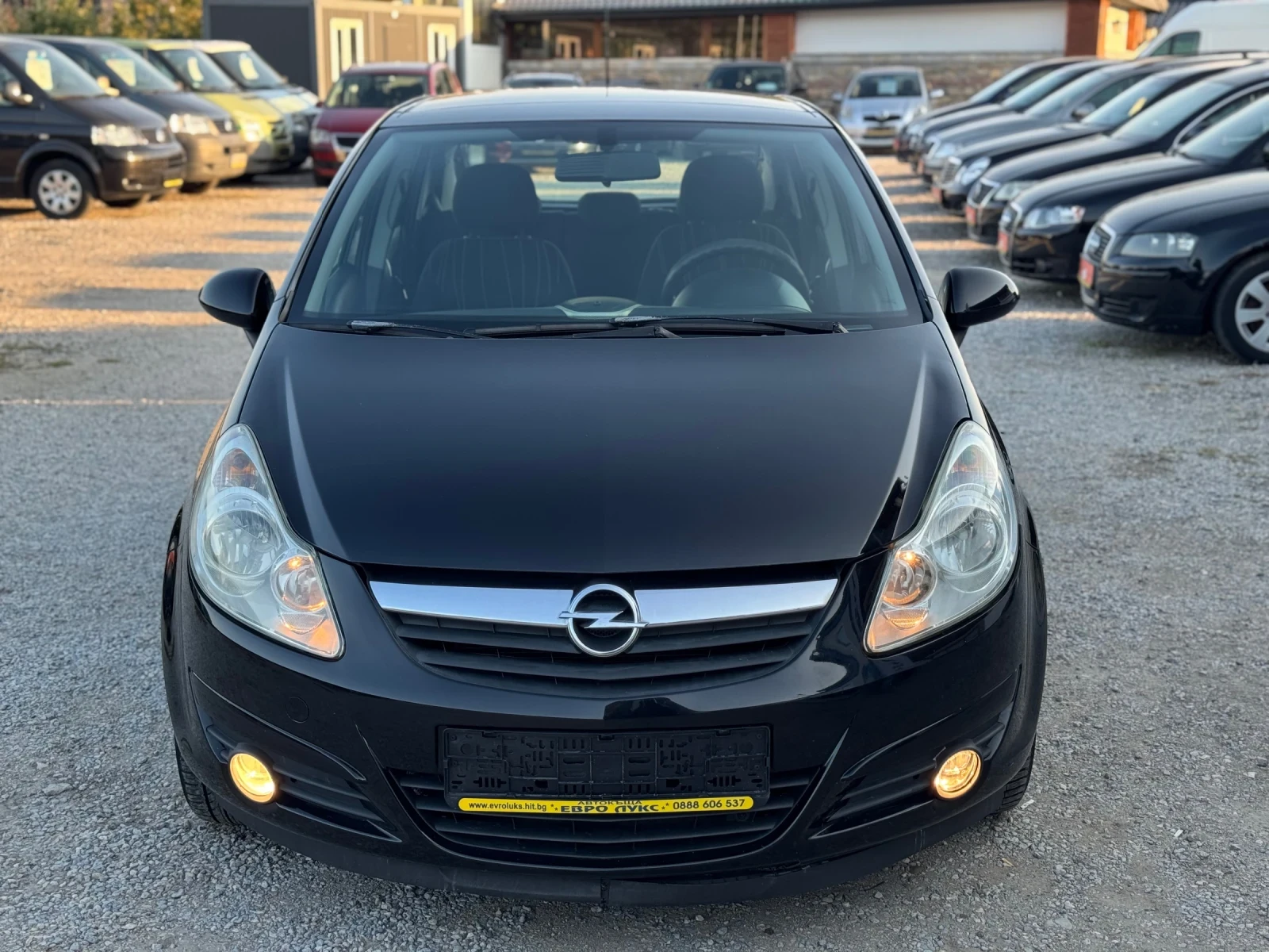 Opel Corsa 1.4i 90кс КЛИМАТИК МУЛТИ-ВОЛАН  - изображение 2