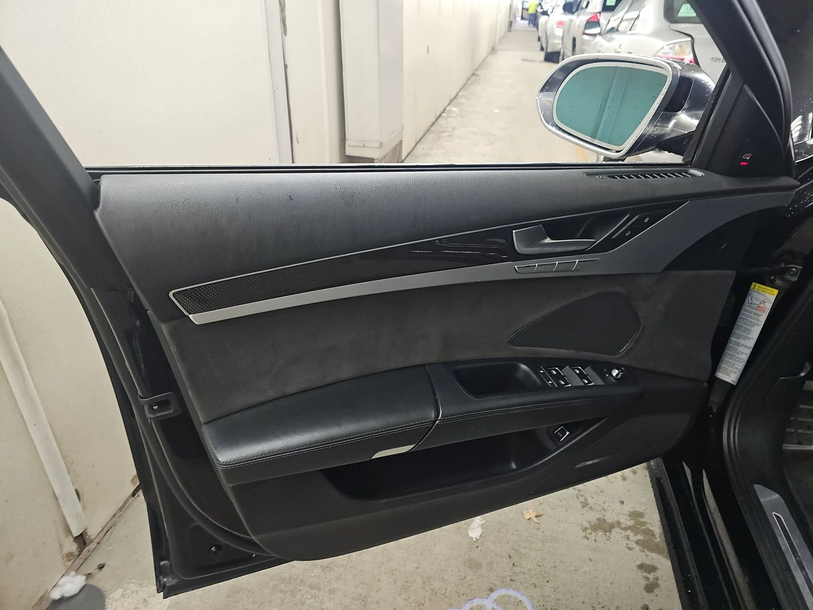 Audi S8 MATRIX* DISTRONIK* HEADUP* BOSE* * * KEY | Mobile.bg   14