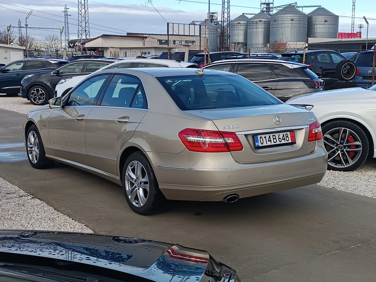 Mercedes-Benz E 200 DISTRONIC/KAMERA/LED/PODGREV - изображение 5