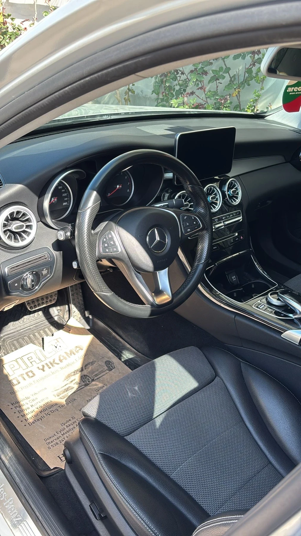 Mercedes-Benz C 180, снимка 4 - Автомобили и джипове - 53838162