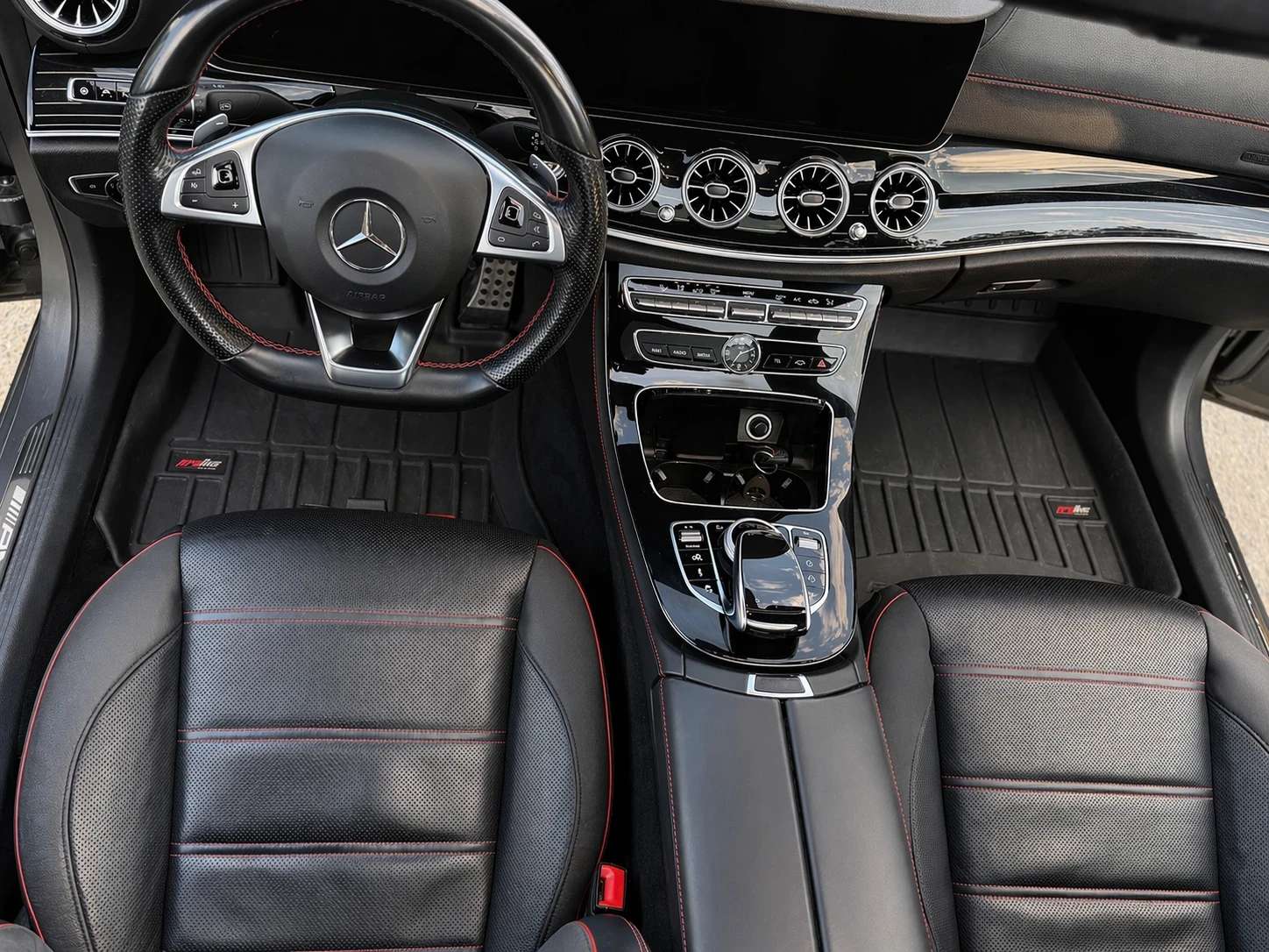 Mercedes-Benz E 43 AMG Silver Star - Selenite Gray Magno, снимка 4 - Автомобили и джипове - 55296995