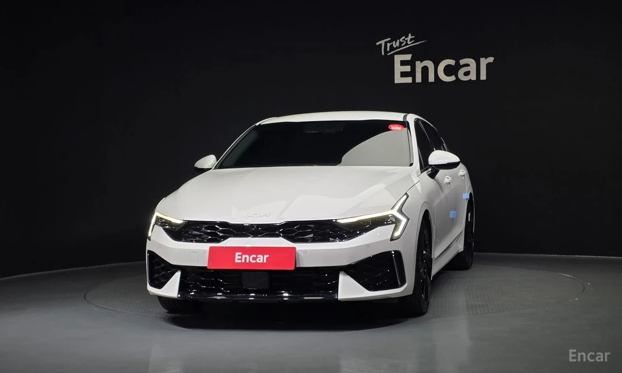 Kia K5 ОБДУХВАНЕ * 360 КАМЕРА * 2 КЛЮЧА * АВТОКРЕДИТ, снимка 4 - Автомобили и джипове - 55216866