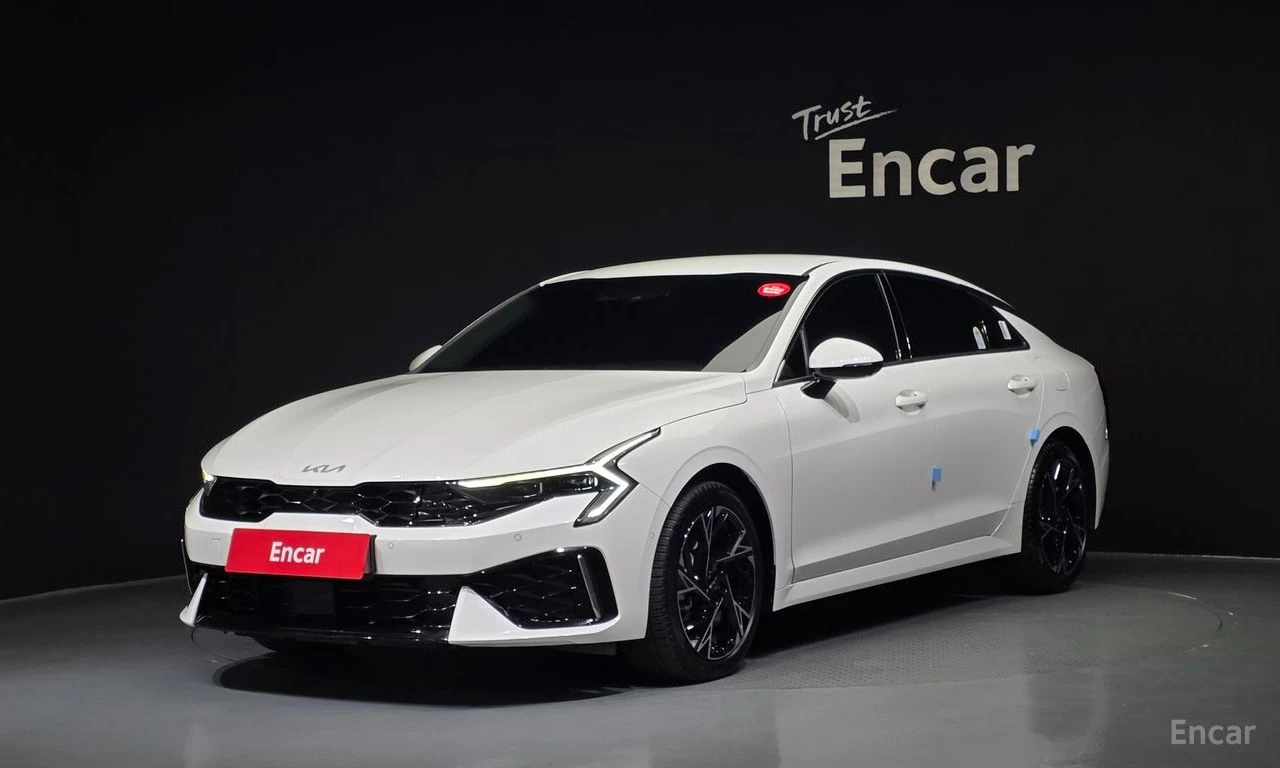 Kia K5 ОБДУХВАНЕ * 360 КАМЕРА * 2 КЛЮЧА * АВТОКРЕДИТ, снимка 2 - Автомобили и джипове - 55216866