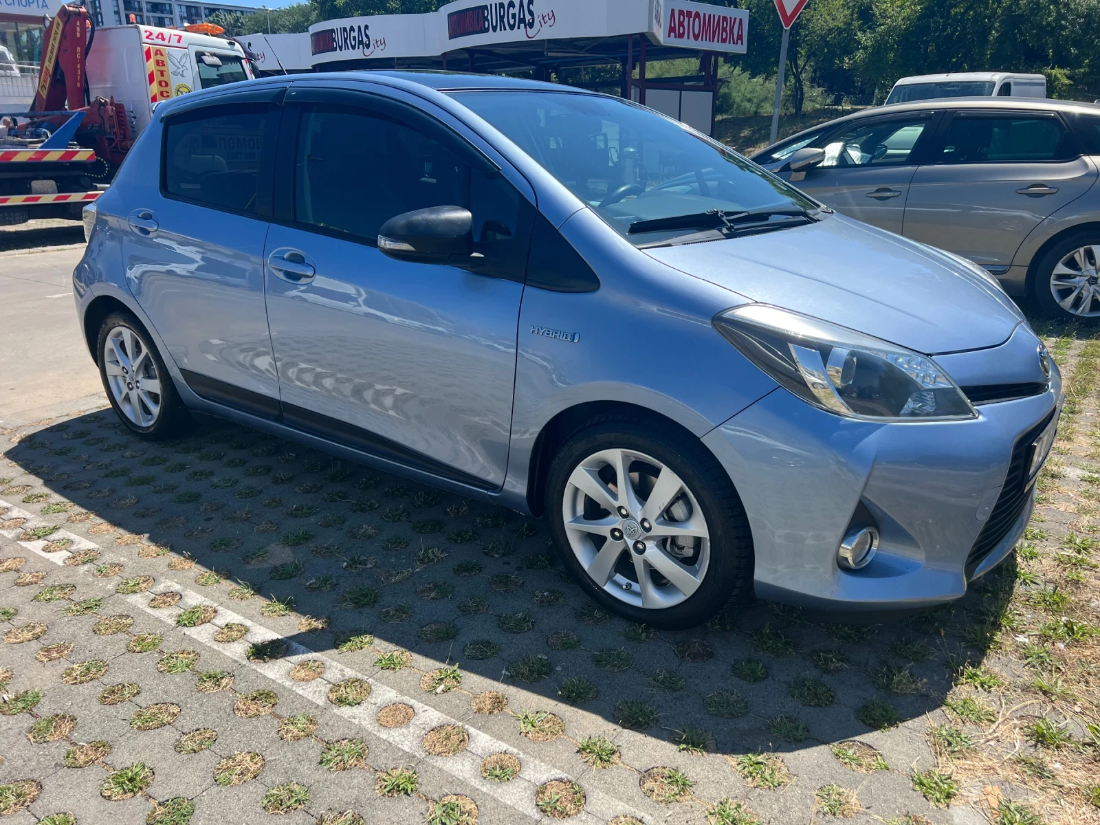 Toyota Yaris, снимка 4 - Автомобили и джипове - 55581429