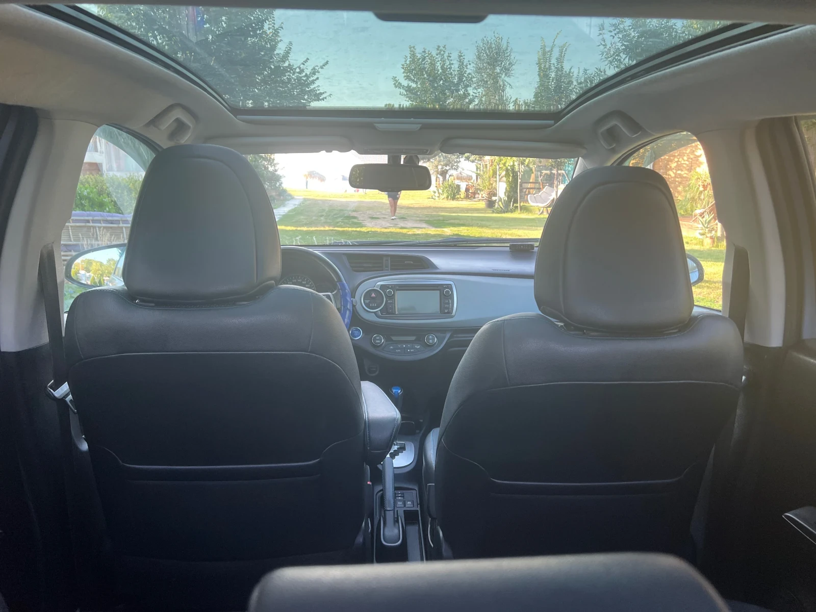 Toyota Yaris, снимка 7 - Автомобили и джипове - 55581429