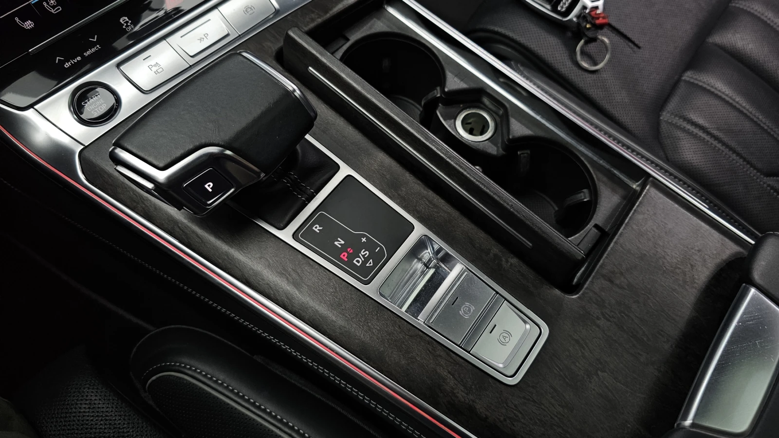 Audi A7 2021* MATRIX* DIS* МАСАЖ* ОБДУХ* HUD* КРАЙНА ЦЕНА, снимка 14 - Автомобили и джипове - 55596440