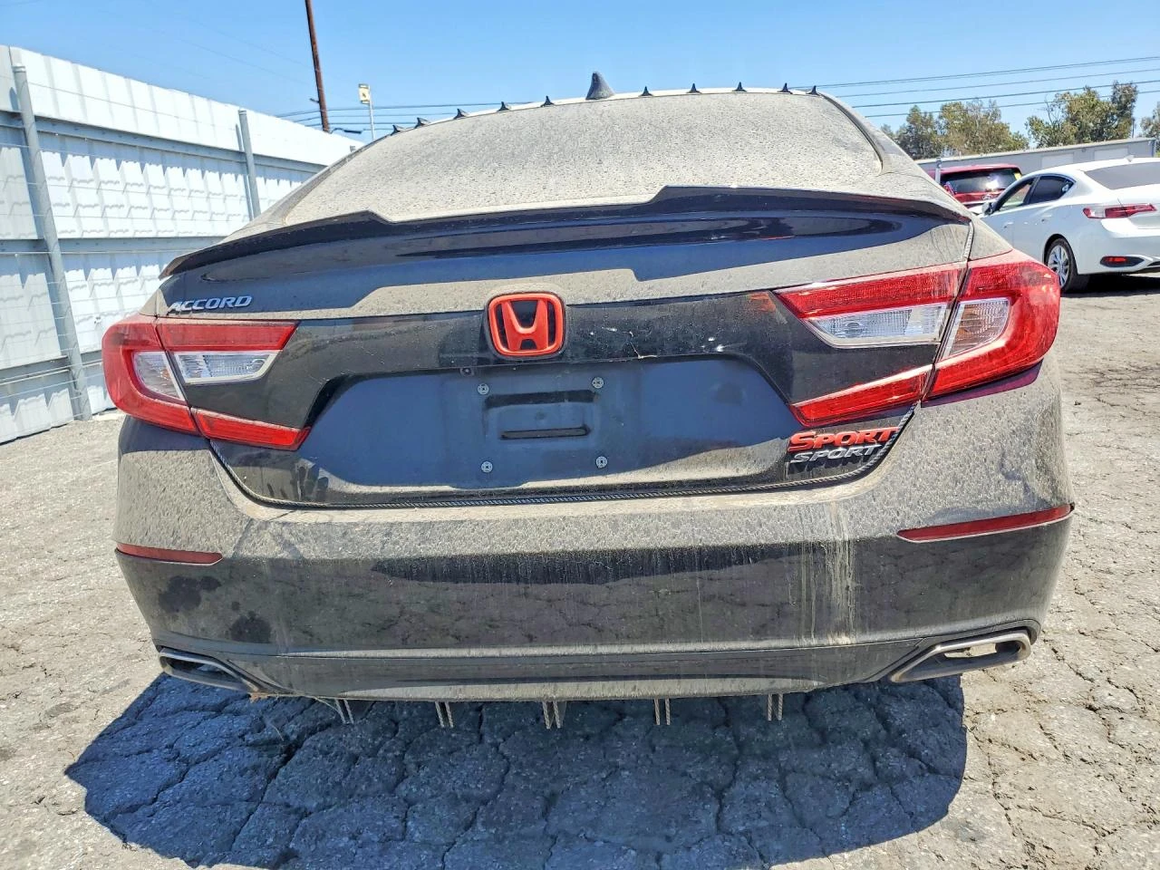 Honda Accord 1.5l Sport, снимка 6 - Автомобили и джипове - 55945074