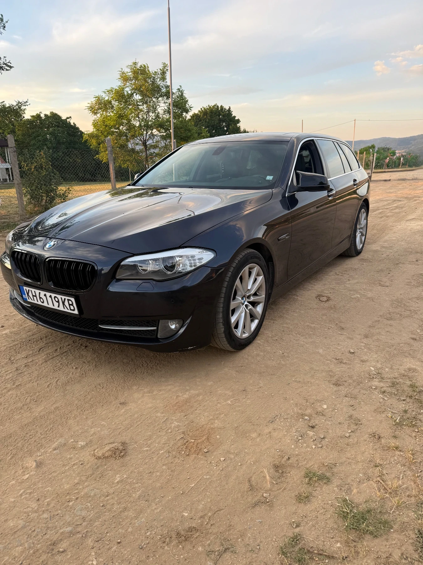 BMW 525 2.0d | 8ZF twin turbo, снимка 3 - Автомобили и джипове - 56179845