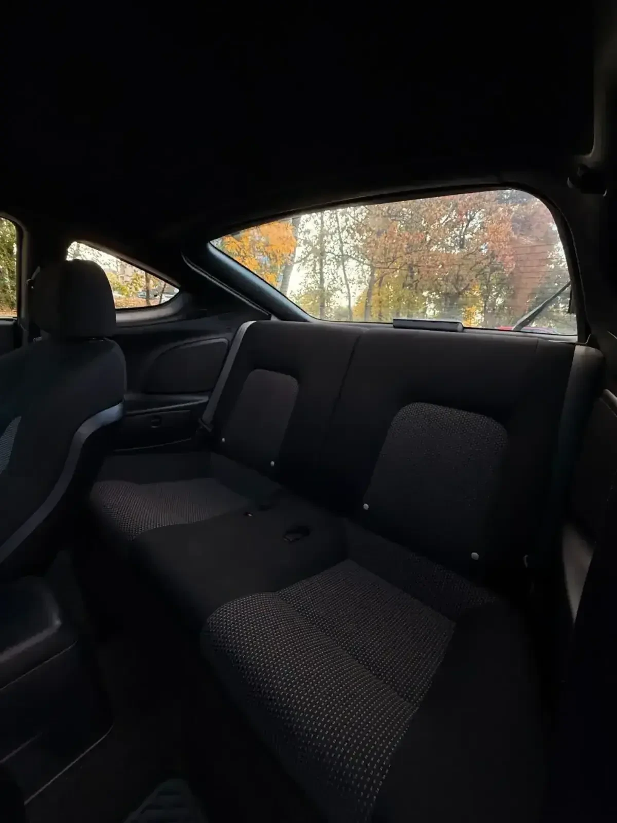 Hyundai Coupe, снимка 11 - Автомобили и джипове - 56547313
