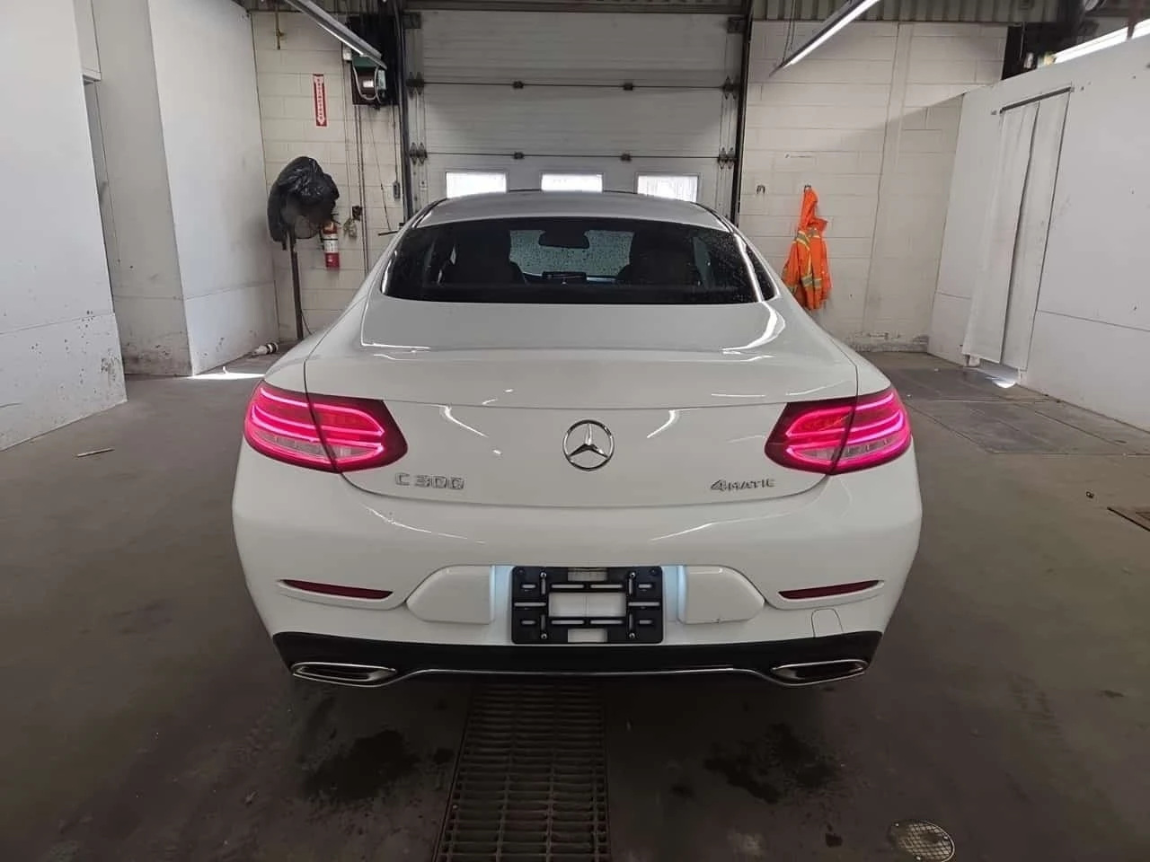 Mercedes-Benz C 300 * CARFAX *  | Mobile.bg � ����������� 4
