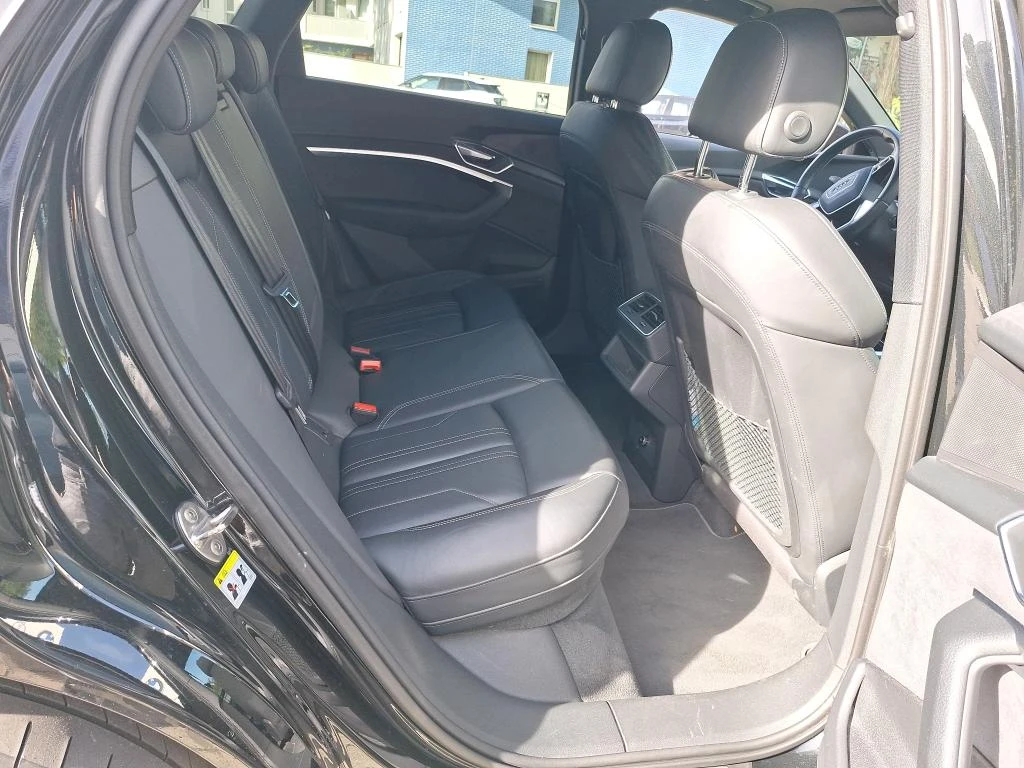 Audi E-Tron 55 quattro Leather LED Navi, снимка 6 - Автомобили и джипове - 56722214