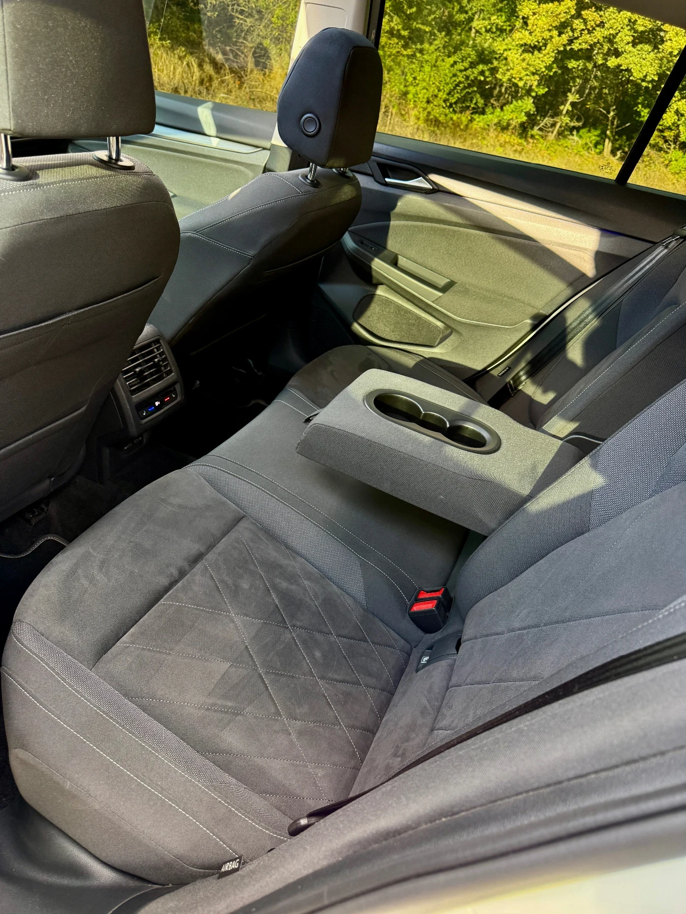 VW Golf 8 R-Line , снимка 11 - Автомобили и джипове - 56730233
