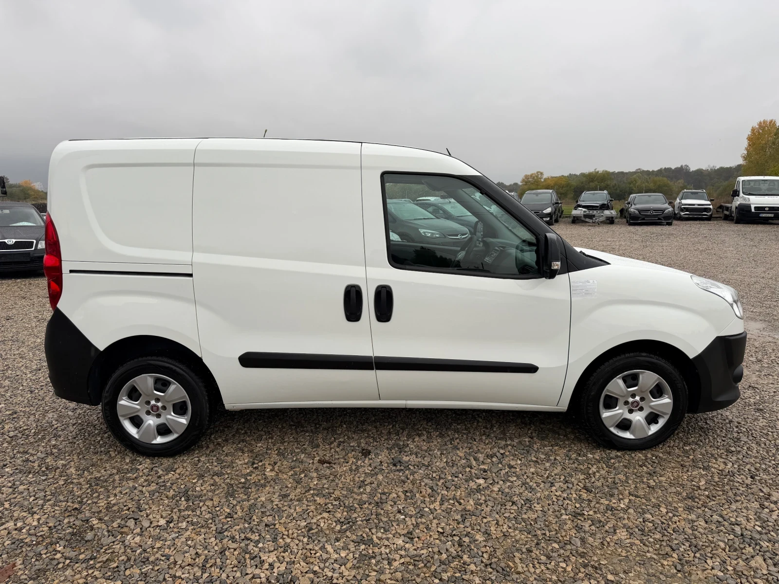 Fiat Doblo 1.6M-JET-105PS-КЛИМАТИК, снимка 4 - Автомобили и джипове - 56739214