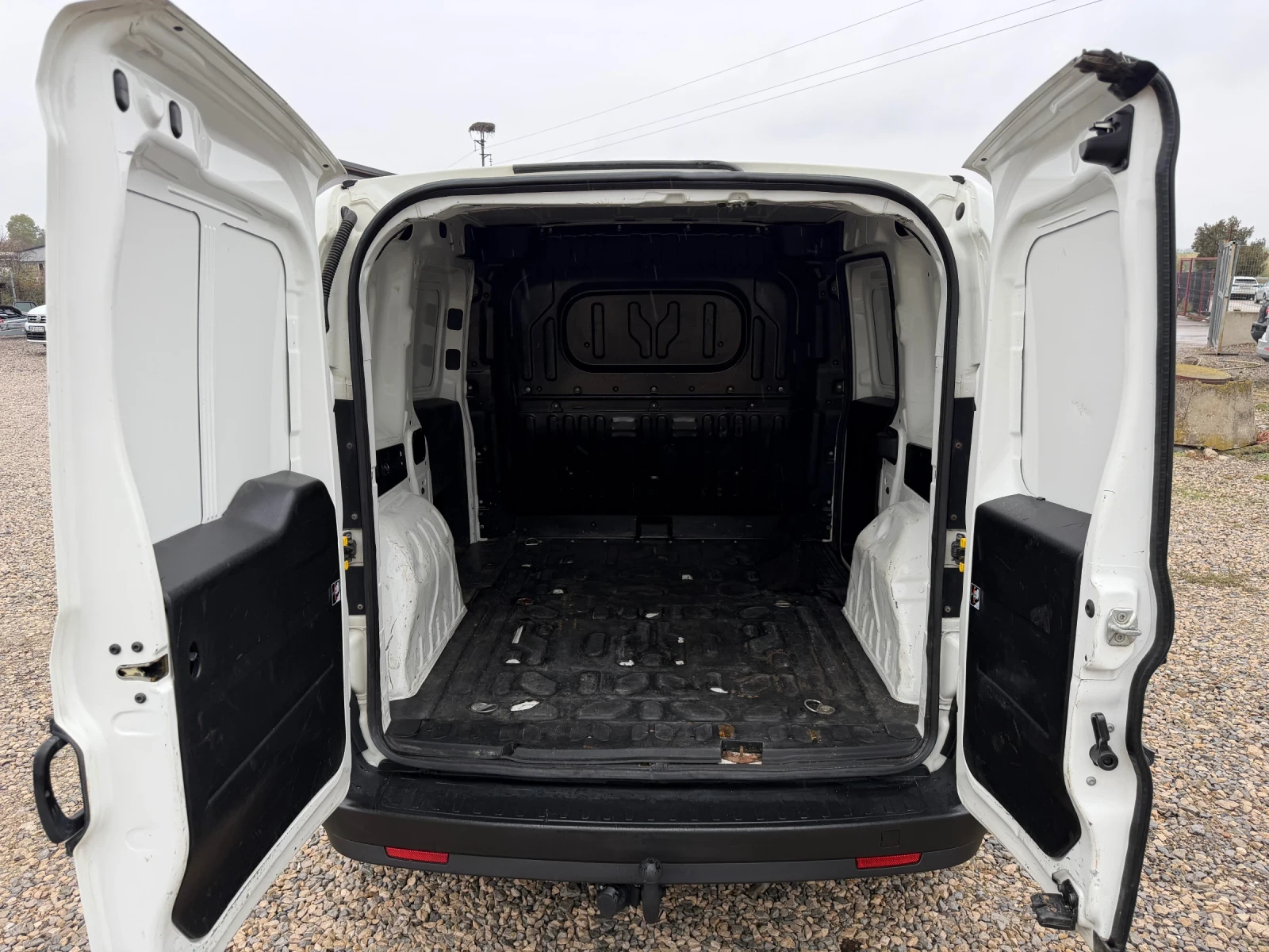 Fiat Doblo 1.6M-JET-105PS-КЛИМАТИК, снимка 12 - Автомобили и джипове - 56739214