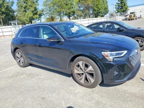 Audi Q8 E-TRON PREMIUM PLUS, снимка 3