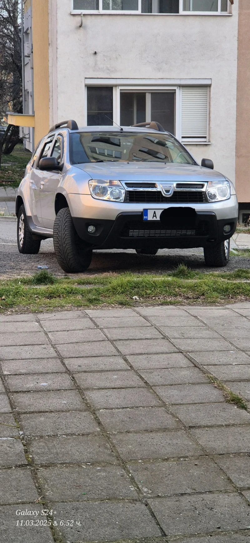 Dacia Duster, снимка 4 - Автомобили и джипове - 49544266