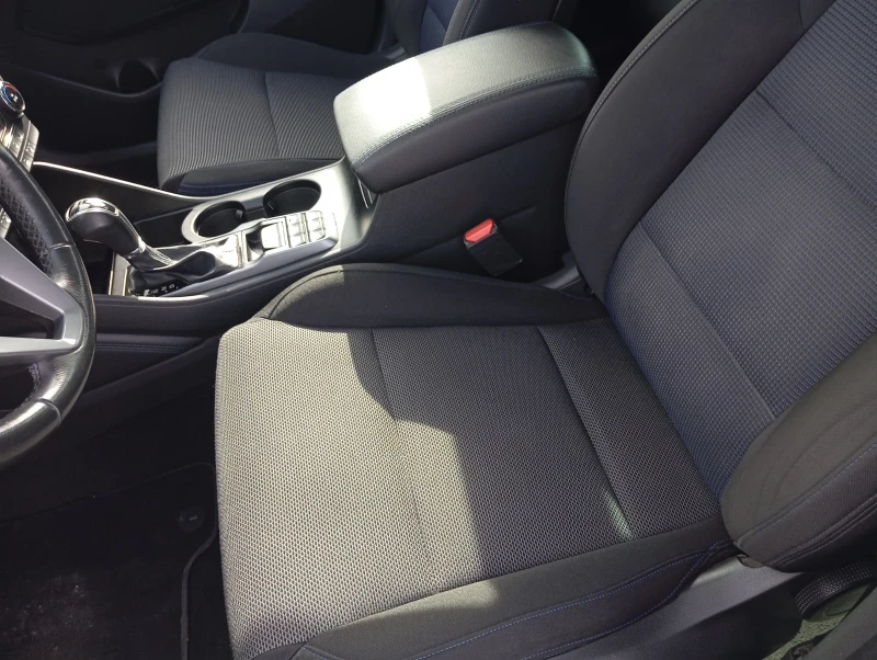 Hyundai Tucson 2.0 4?4, снимка 8 - Автомобили и джипове - 53480569