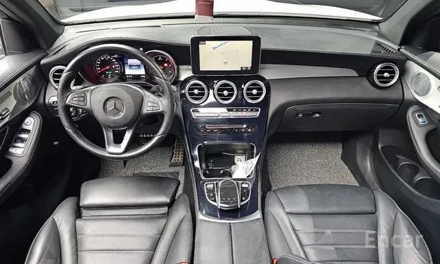 Mercedes-Benz GLC 250 D * AMG * 360 КАМЕРА * BURMESTER * ПАНОРАМА * , снимка 8 - Автомобили и джипове - 56153886