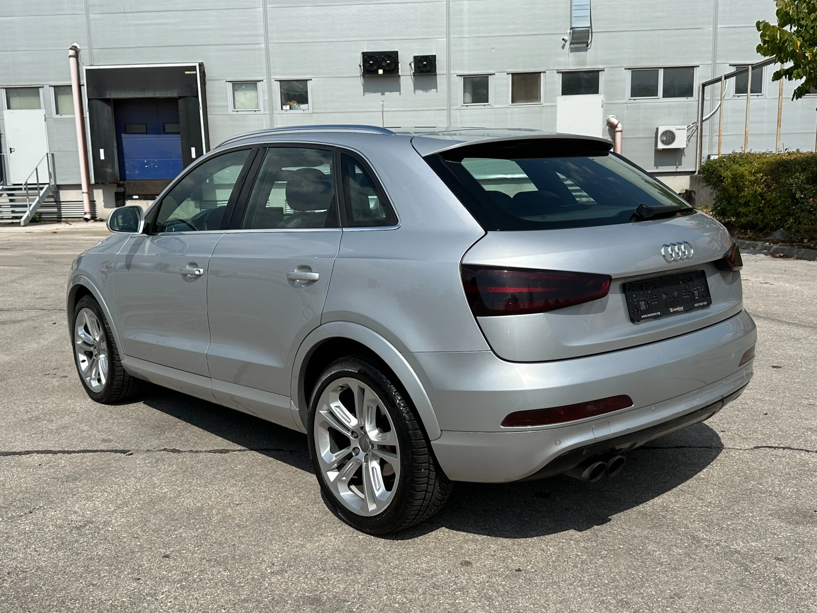 Audi Q3 2, 0/S-line/Газ. Инжекцион - изображение 3