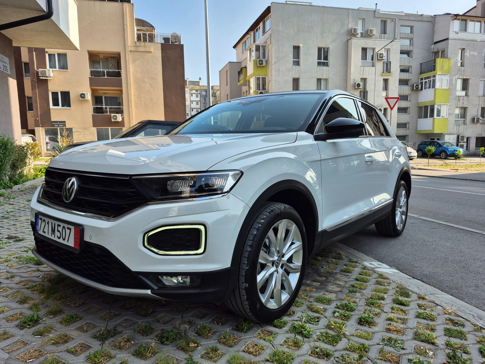 VW T-Roc 1.5 БЕНЗИН  - изображение 3