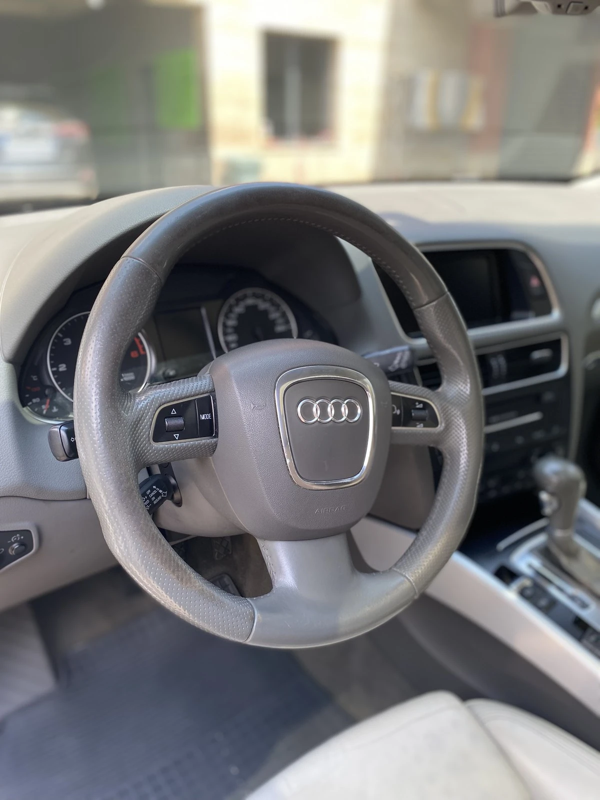 Audi Q5 3000 - изображение 8