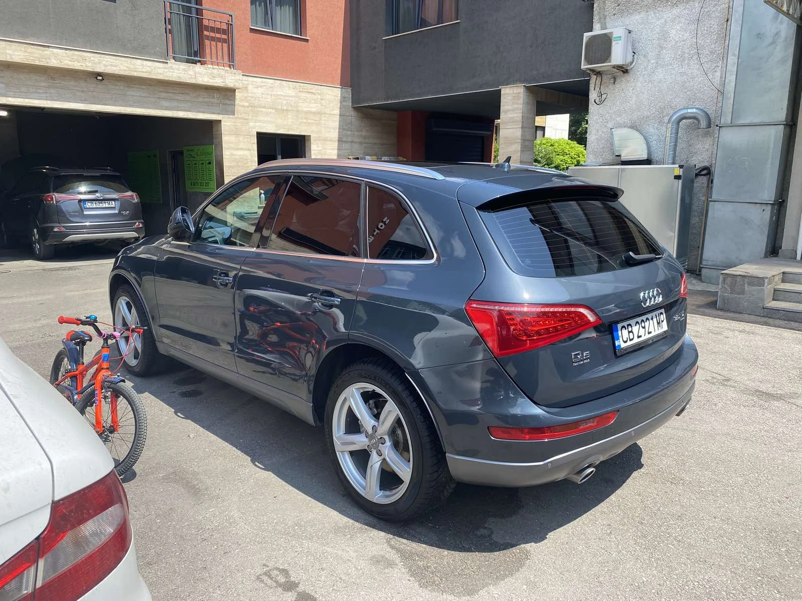 Audi Q5 3000 - изображение 4