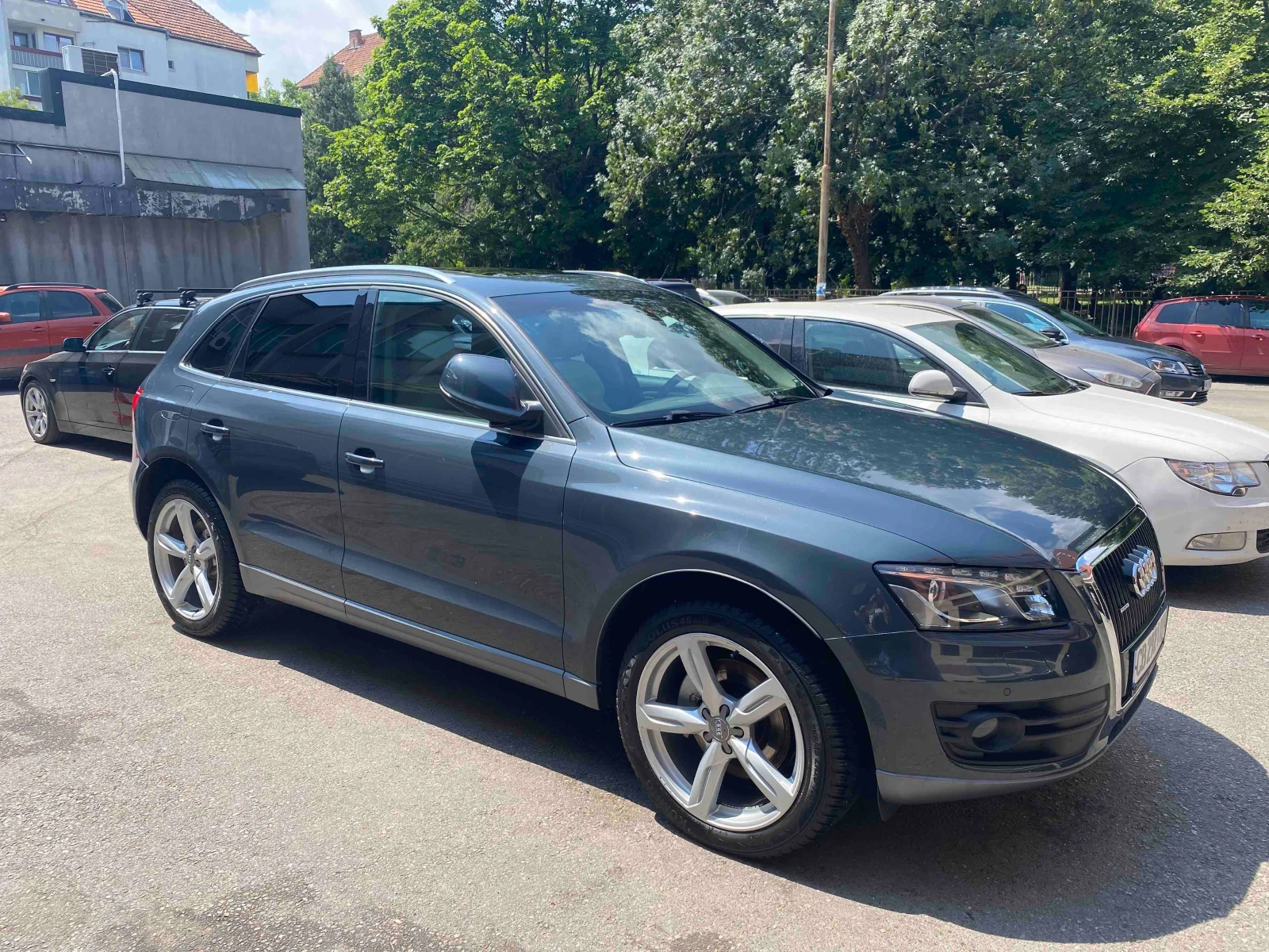 Audi Q5 3000 - изображение 5