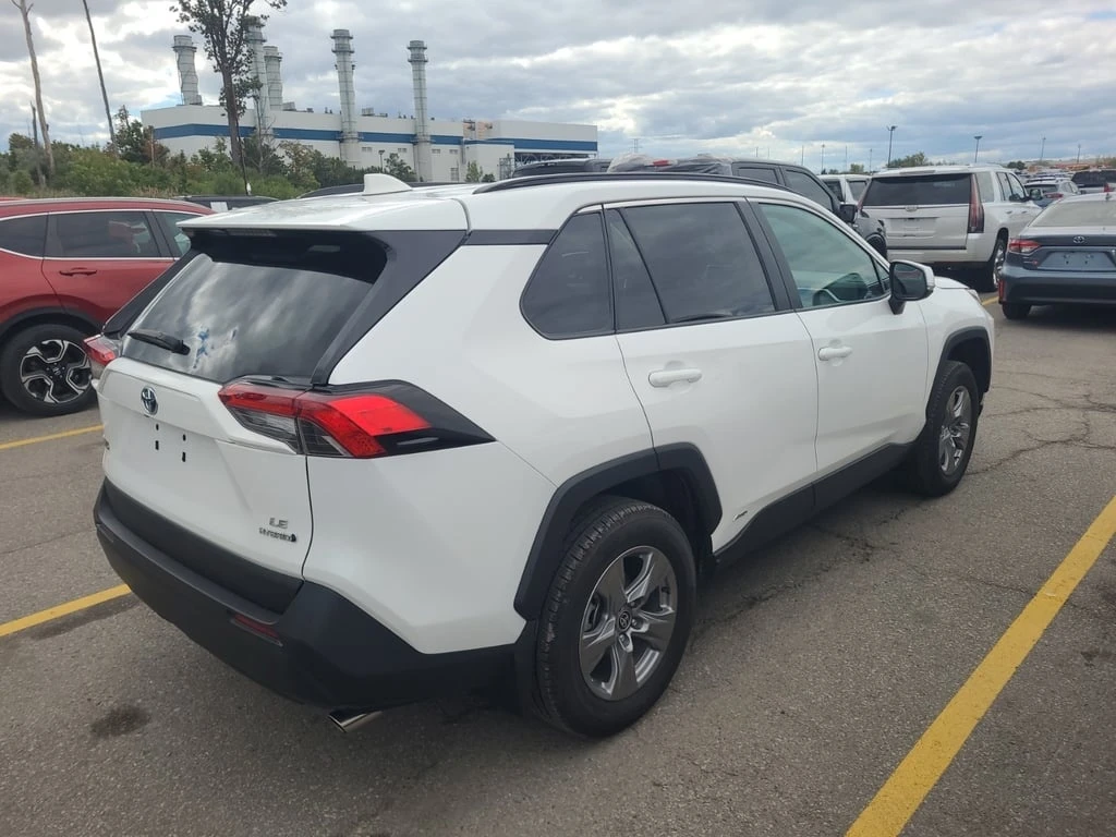 Toyota Rav4  - изображение 3