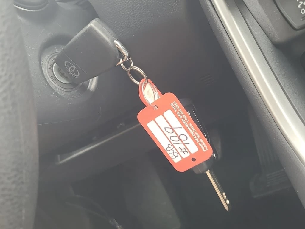 Toyota Rav4  - изображение 8