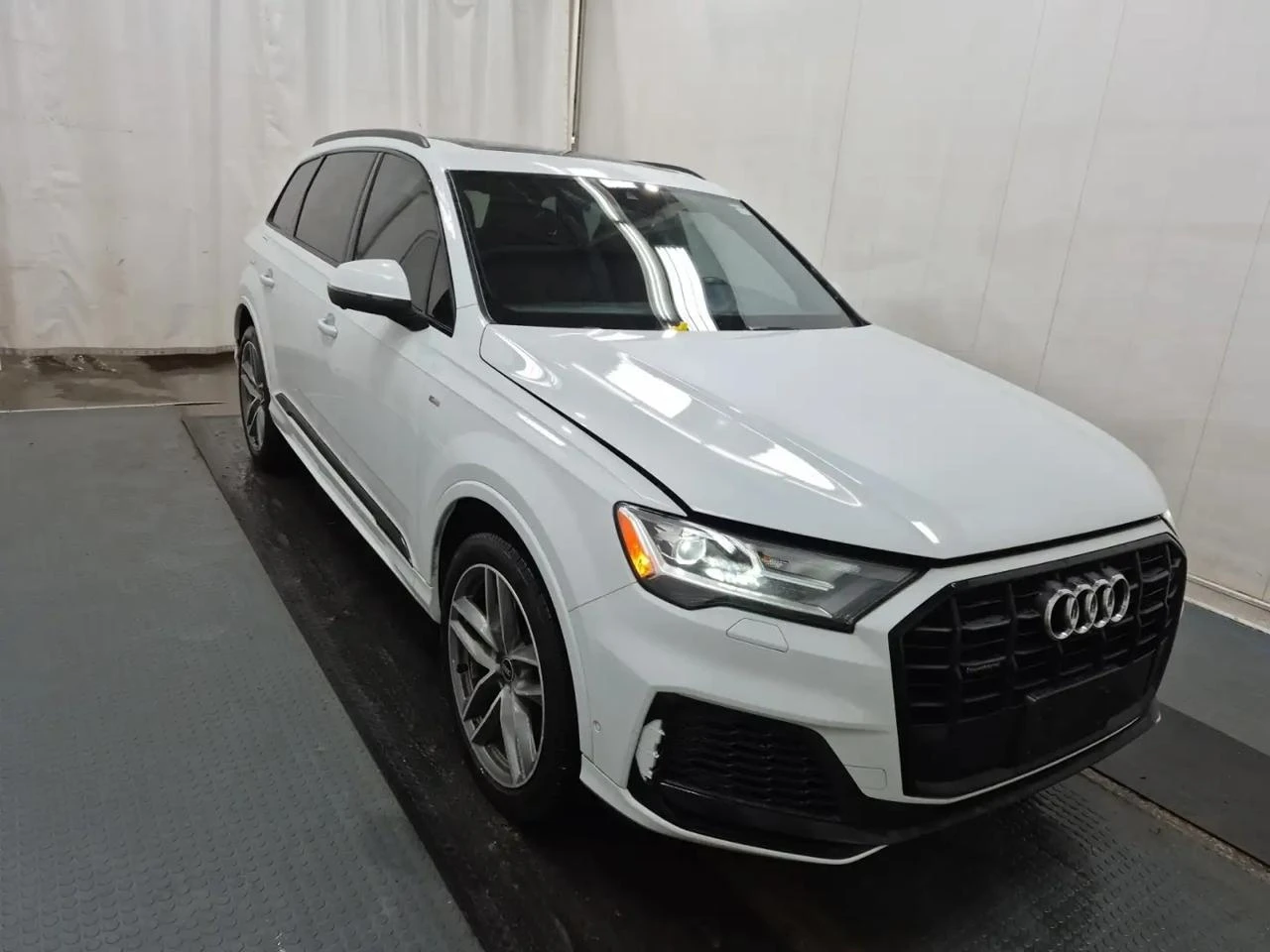 Audi Q7 * 55TFSI* 7places* �����*  | Mobile.bg � ����������� 1