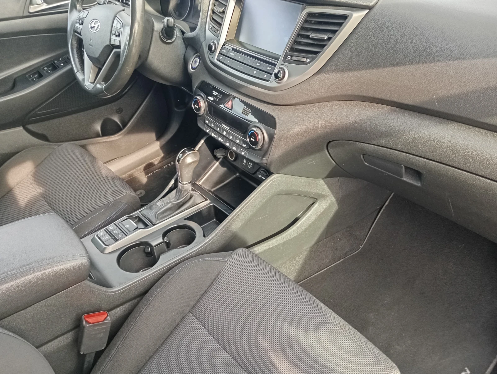 Hyundai Tucson 2.0 4?4 - изображение 2