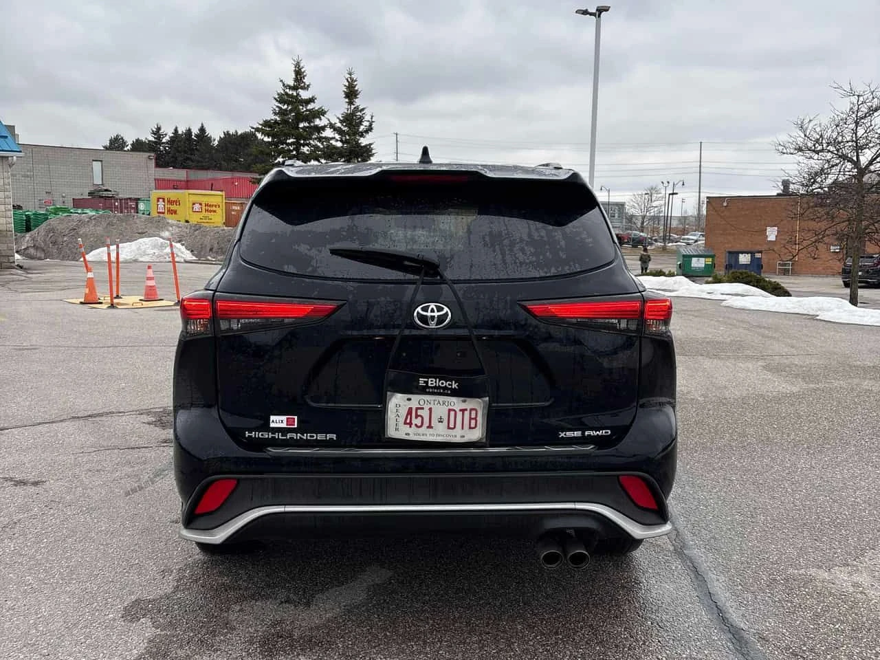 Toyota Highlander * AWD * CARFAX * ПОДГРЕВИ * КАМЕРА * CARPLAY, снимка 4 - Автомобили и джипове - 53946174