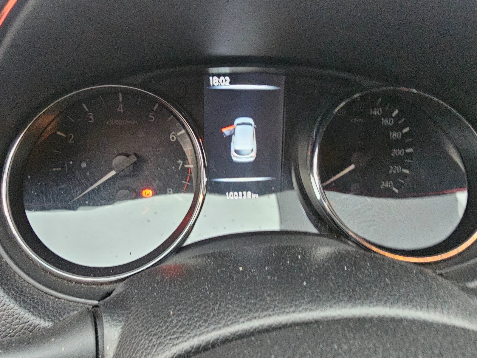 Nissan Qashqai 1.2ben.115k.c., снимка 8 - Автомобили и джипове - 53967920