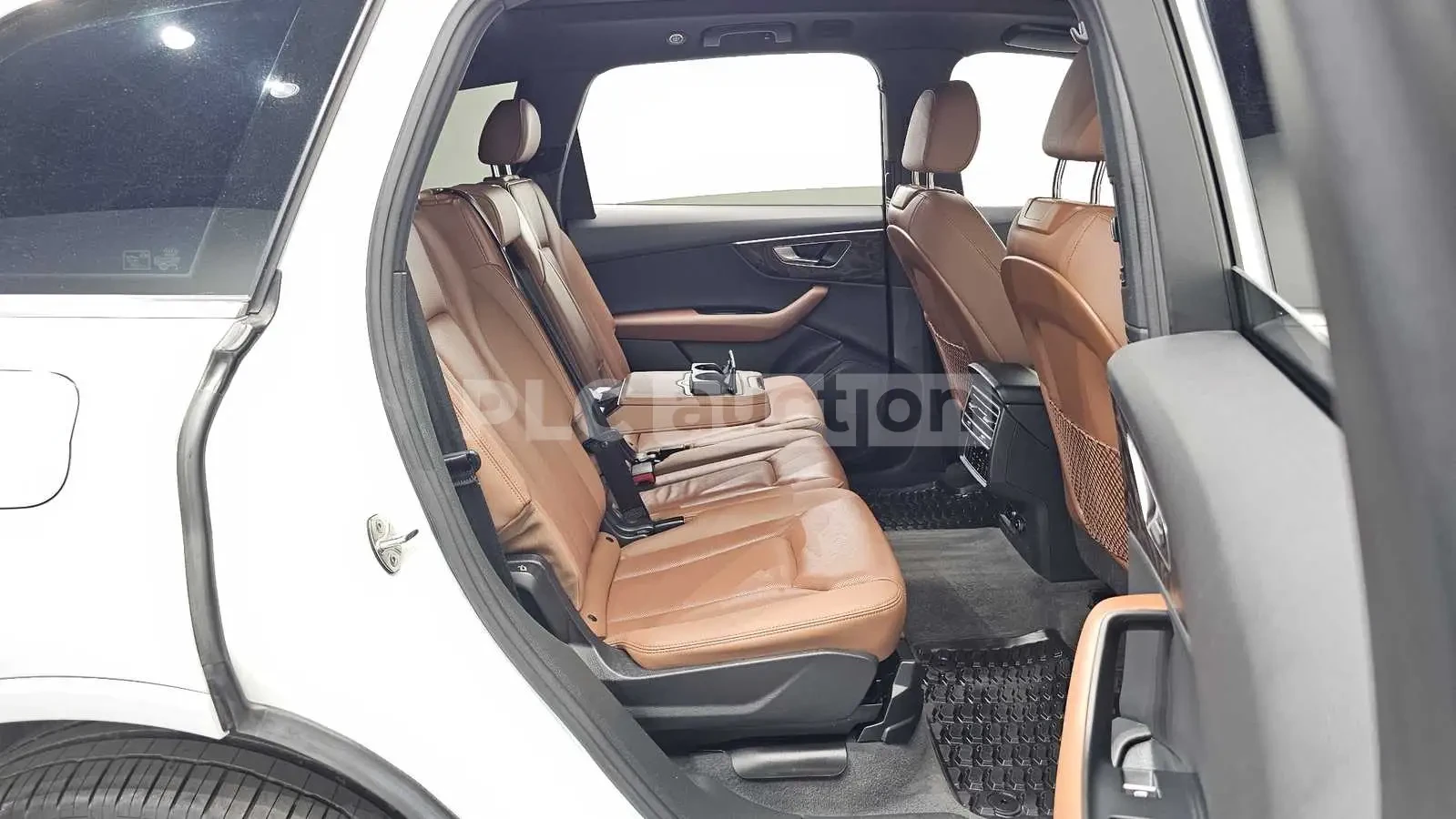 Audi Q7 4.5TDI* 360* Pano* Camera* АВТОКРЕДИТ, снимка 11 - Автомобили и джипове - 54552970