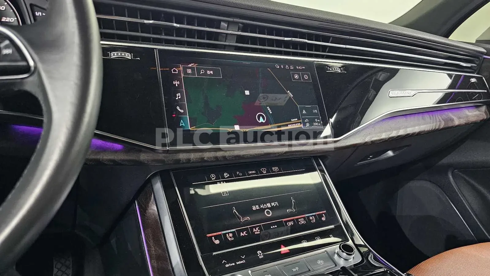 Audi Q7 4.5TDI* 360* Pano* Camera* АВТОКРЕДИТ, снимка 12 - Автомобили и джипове - 54552970