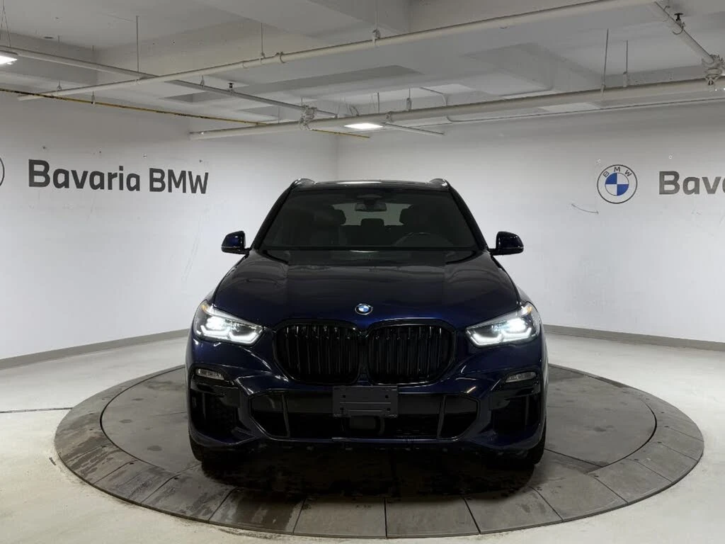 BMW X5 XDRIVE M PKG| DISTRONIC| HARMAN| HUD| 360| , снимка 2 - Автомобили и джипове - 54599555