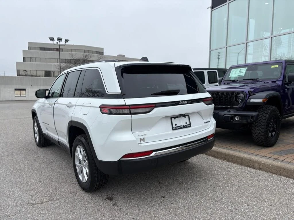 Jeep Grand cherokee LIMITED| DISTRONIC| 8ZF| ALPINE, снимка 3 - Автомобили и джипове - 54610403
