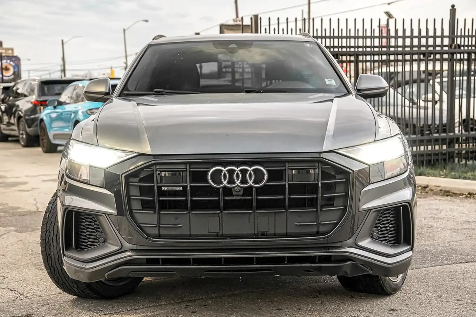 Audi Q8 Progressiv S-LINE QUATTRO| NAVI | 360 CAM | PANO |, снимка 3 - Автомобили и джипове - 54759214