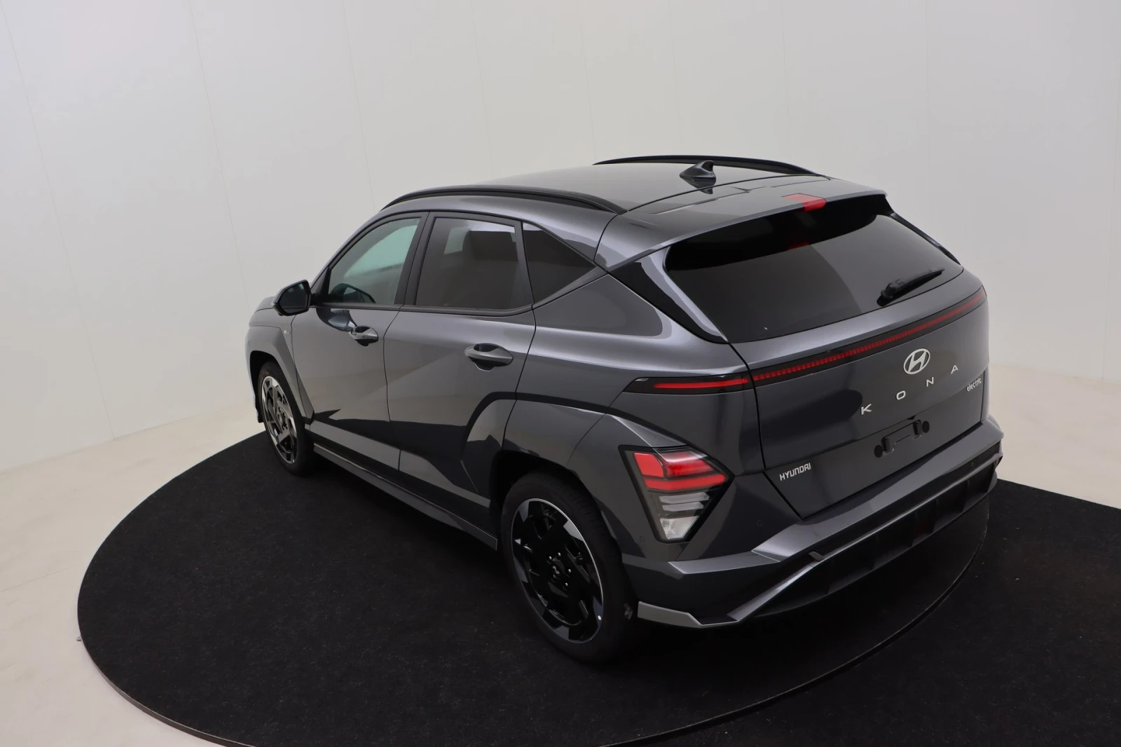 Hyundai Kona 65 kWh N Line, снимка 5 - Автомобили и джипове - 54776424