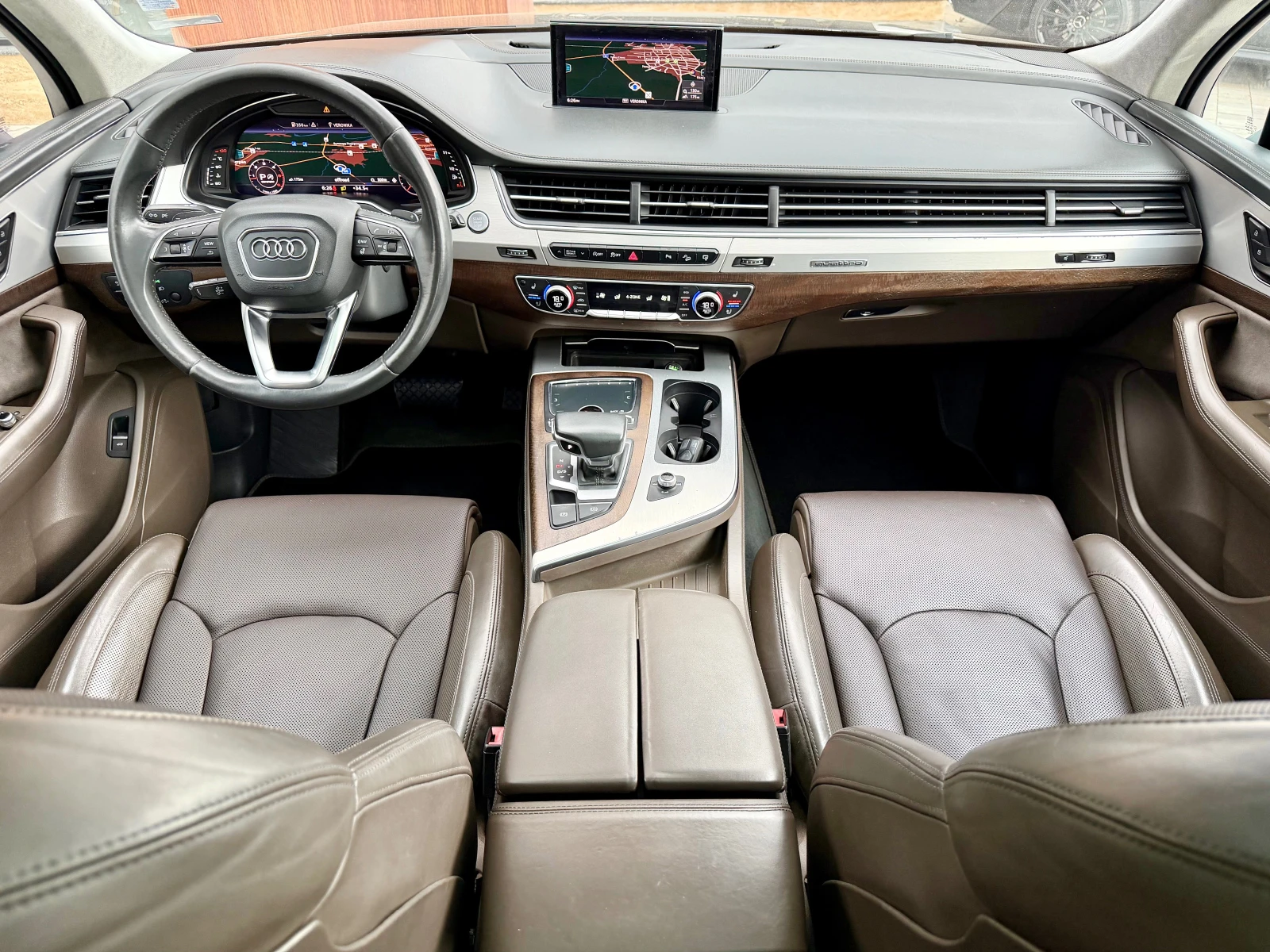 Audi Q7 3.0TDI #PANO#OBDUH#ALCANTARA#DesignSelection#, снимка 11 - Автомобили и джипове - 55213379