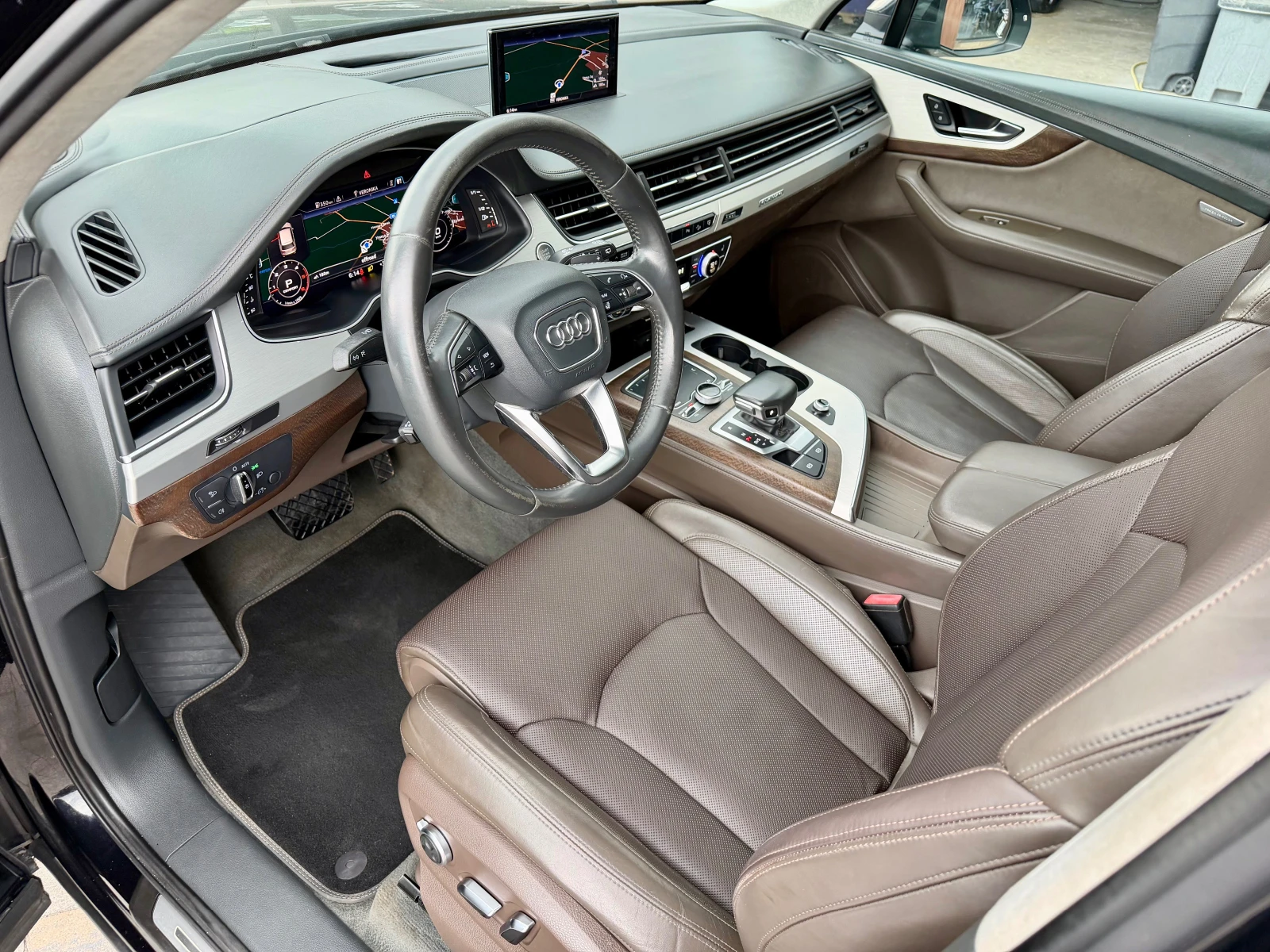 Audi Q7 3.0TDI #PANO#OBDUH#ALCANTARA#DesignSelection#, снимка 9 - Автомобили и джипове - 55213379