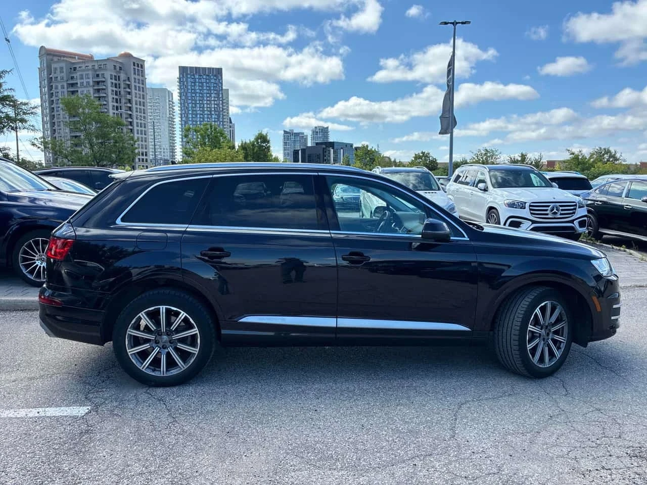 Audi Q7 * Technik * DIS* 360* ОБДУХВАНЕ* ЦЕНА ДО БЪЛГАРИЯ*, снимка 3 - Автомобили и джипове - 55901979