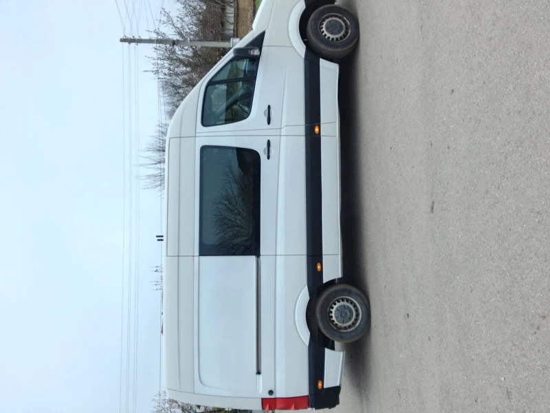 VW Crafter, снимка 11 - Бусове и автобуси - 52916986