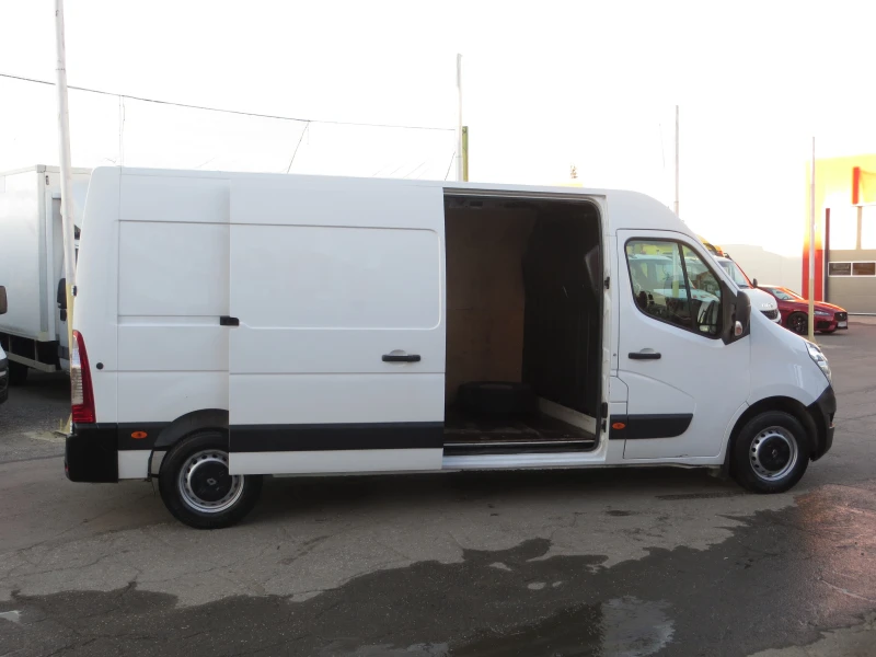 Renault Master 2.3 DCI, снимка 13 - Бусове и автобуси - 52710097
